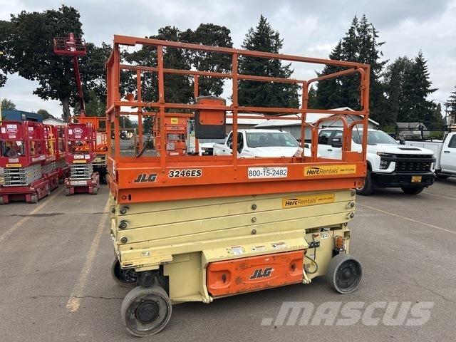 JLG 3246ES Saxliftar