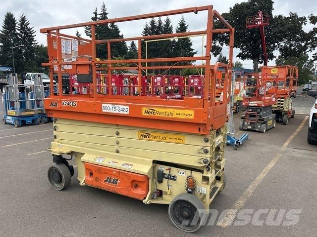 JLG 3246ES Saxliftar