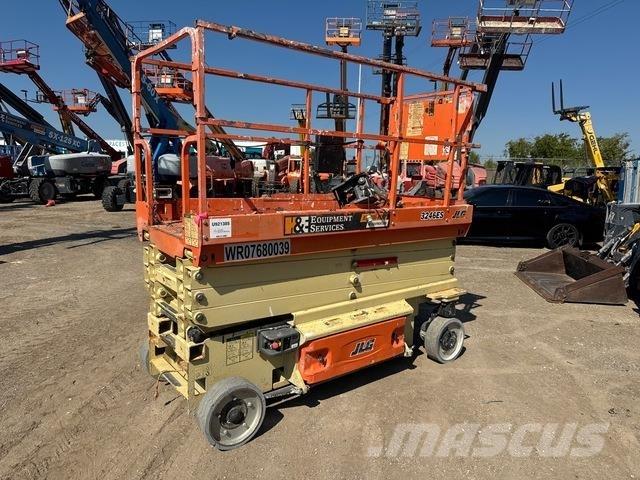 JLG 3246ES Saxliftar