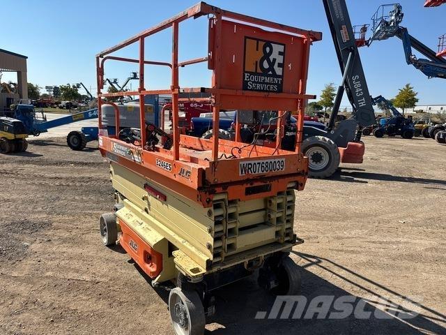 JLG 3246ES Saxliftar
