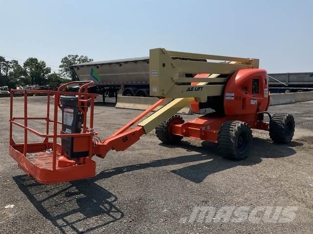 JLG 450A Bomliftar