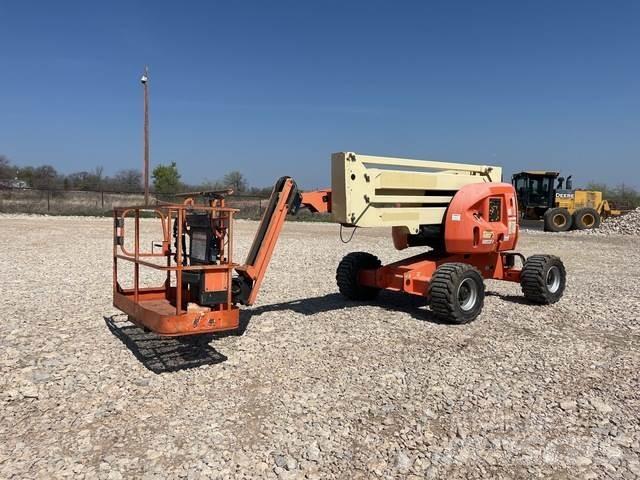 JLG 450AJ Bomliftar
