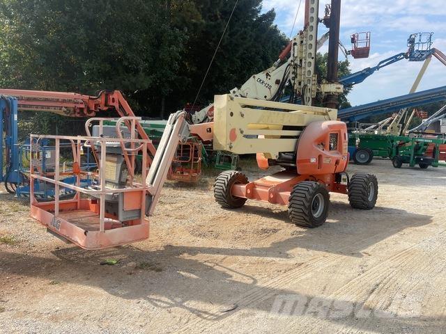 JLG 450AJ Bomliftar