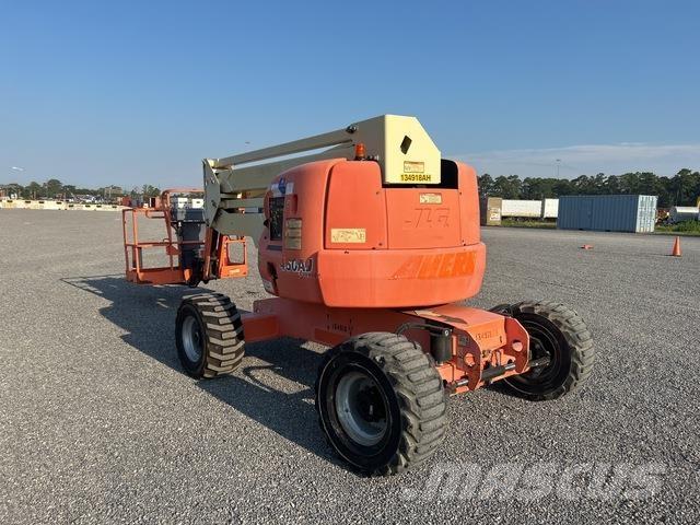 JLG 450AJ Bomliftar