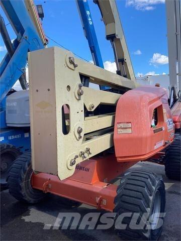 JLG 450AJ Bomliftar