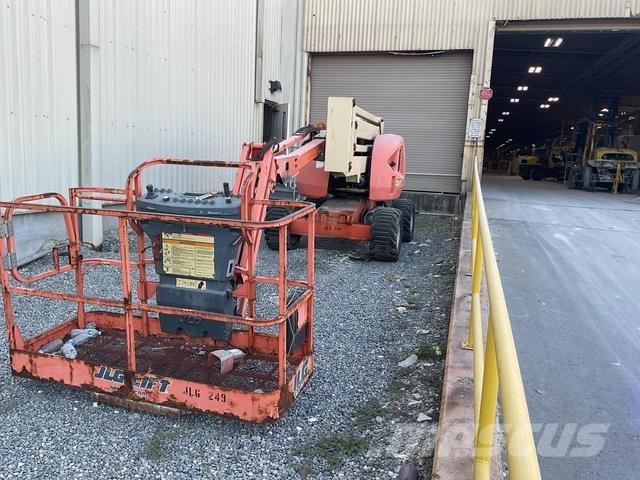 JLG 450AJ Bomliftar