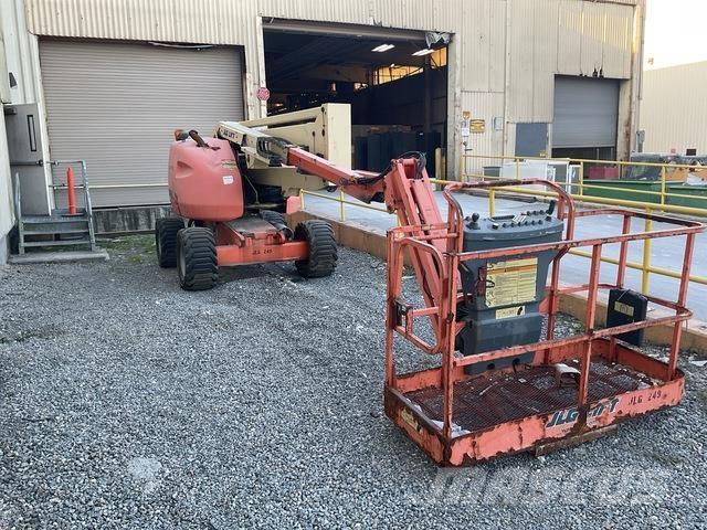 JLG 450AJ Bomliftar