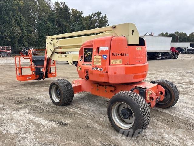 JLG 450AJ Bomliftar
