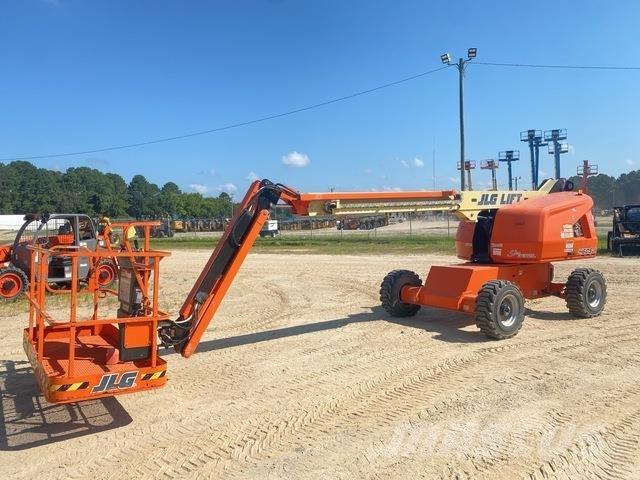JLG 460SJ Teleskop bomliftar