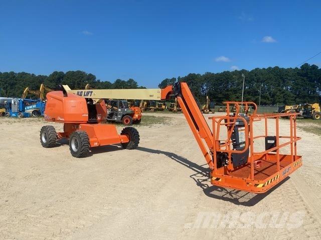JLG 460SJ Teleskop bomliftar