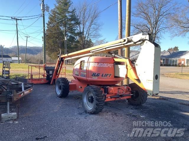 JLG 600 AJ Bomliftar