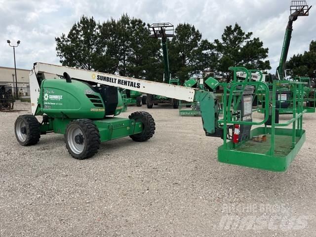 JLG 600A Bomliftar