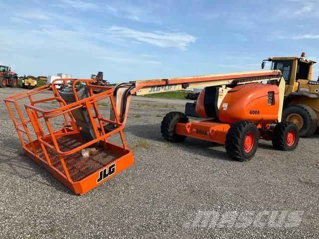 JLG 600A Bomliftar