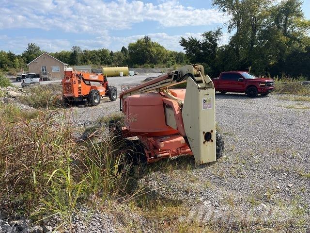 JLG 600A Bomliftar