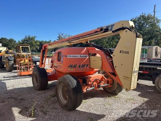 JLG 600AJ Bomliftar