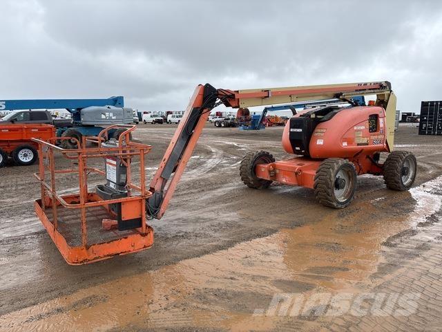 JLG 600AJ Bomliftar