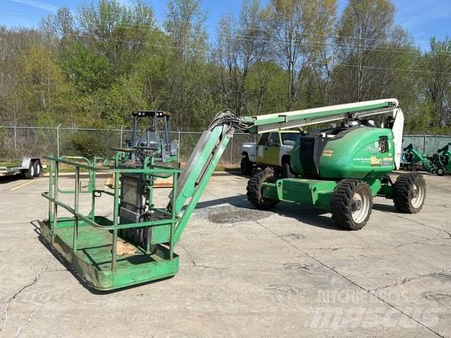 JLG 600AJ Bomliftar