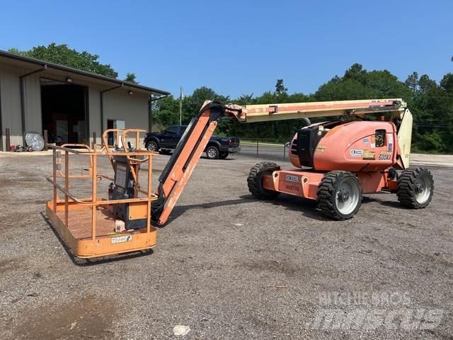JLG 600AJ Bomliftar