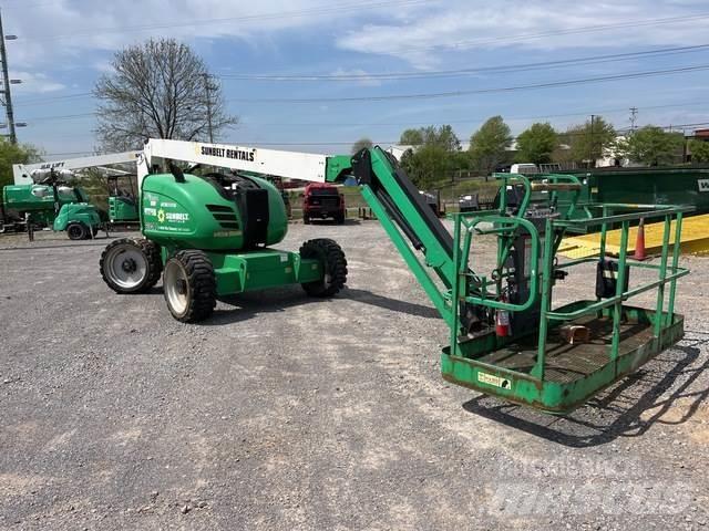 JLG 600AJ Bomliftar