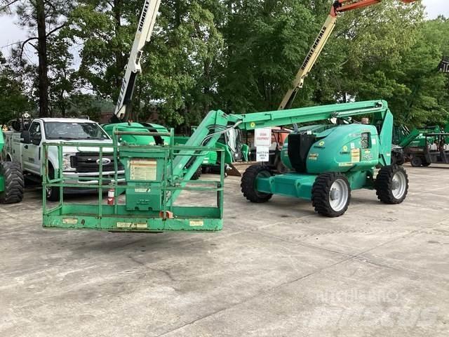 JLG 600AJ Bomliftar