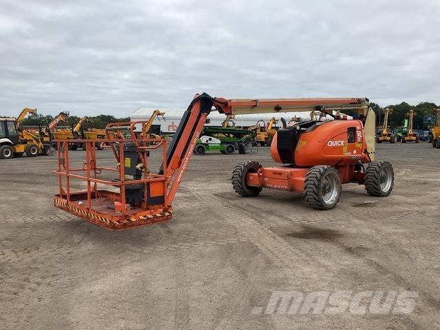 JLG 600AJ Bomliftar