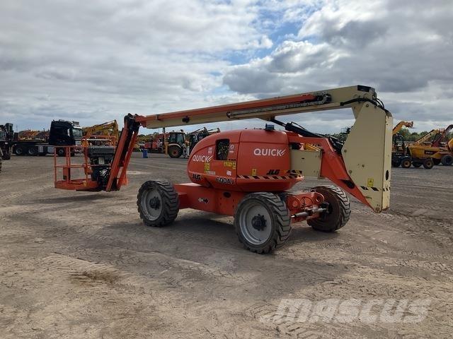 JLG 600AJ Bomliftar