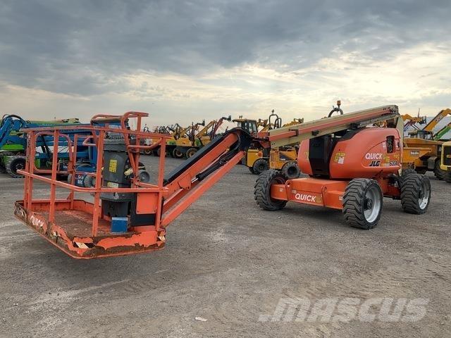 JLG 600AJ Bomliftar