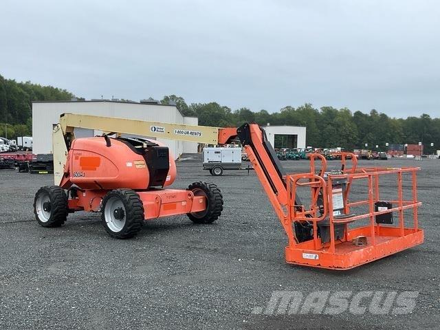 JLG 600AJ Bomliftar
