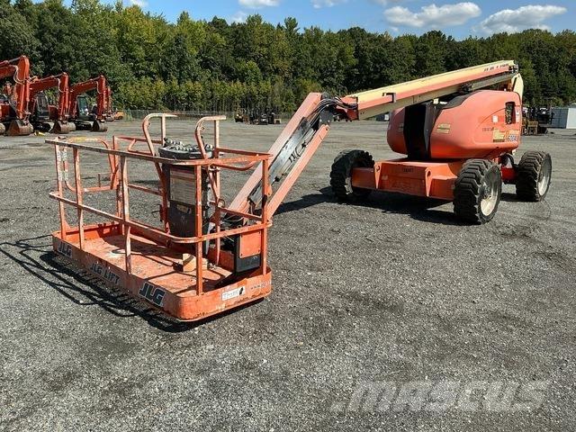 JLG 600AJ Bomliftar