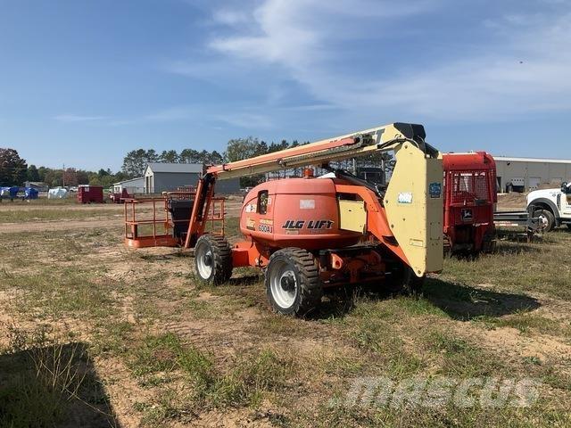 JLG 600AJ Bomliftar