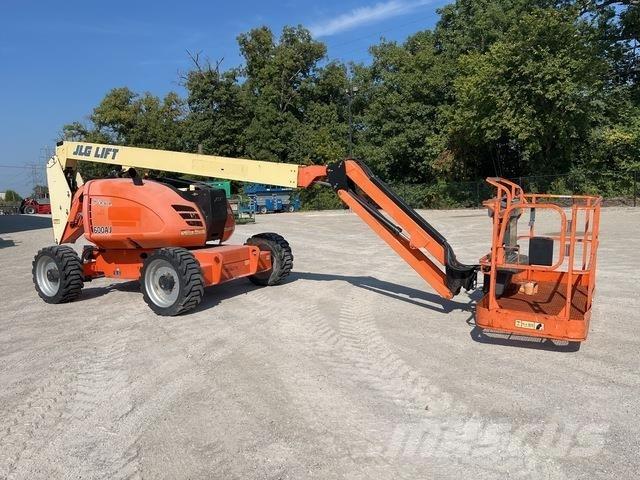 JLG 600AJ Bomliftar