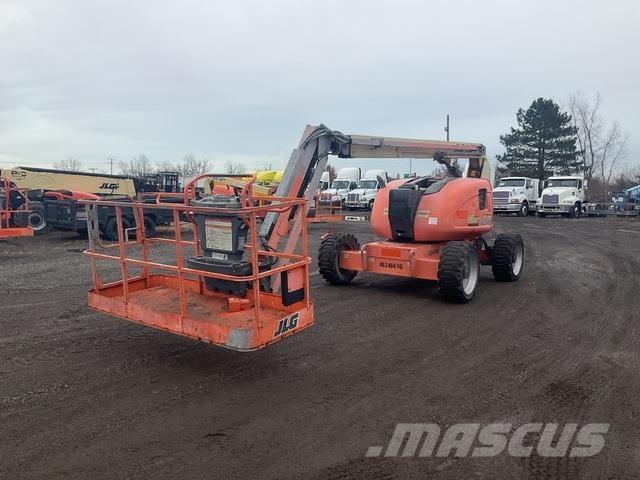 JLG 600AJ Bomliftar