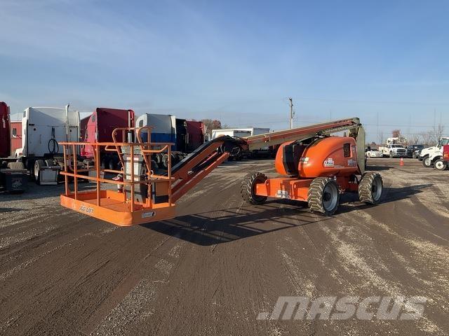 JLG 600AJ Bomliftar