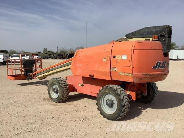 JLG 600S Teleskop bomliftar