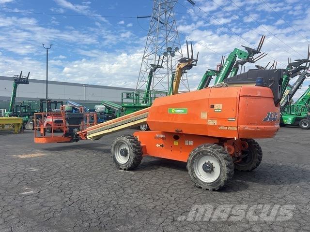 JLG 600S Teleskop bomliftar