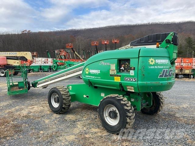 JLG 600S Teleskop bomliftar