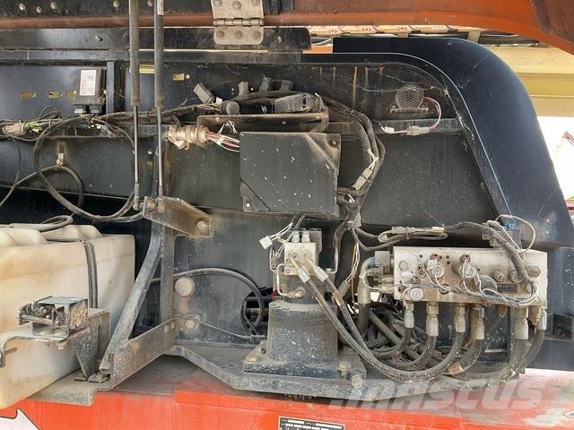 JLG 660SJ Teleskop bomliftar