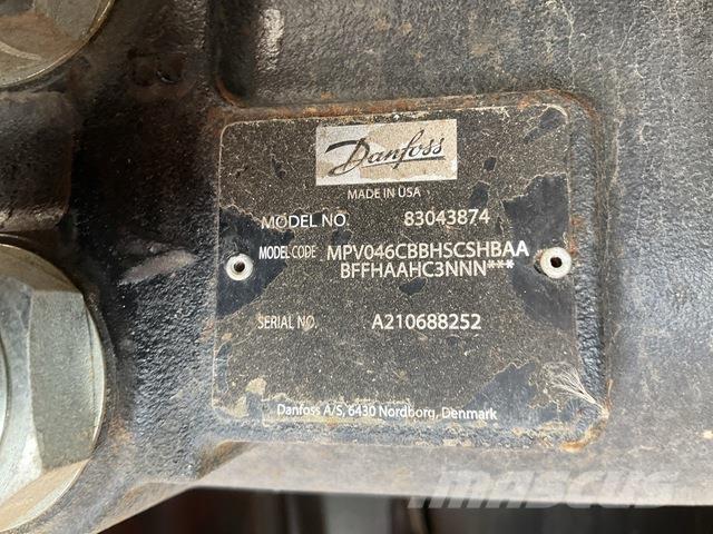 JLG 660SJ Teleskop bomliftar
