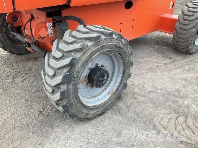 JLG 660SJ Teleskop bomliftar