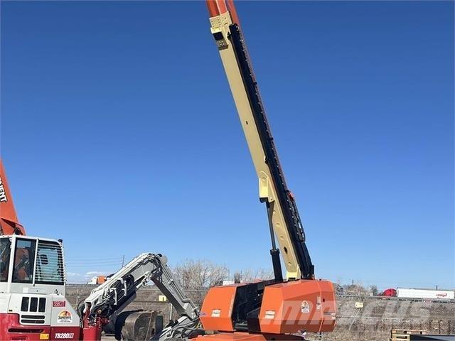 JLG 660SJ Teleskop bomliftar