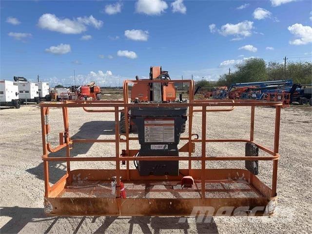 JLG 660SJ Teleskop bomliftar