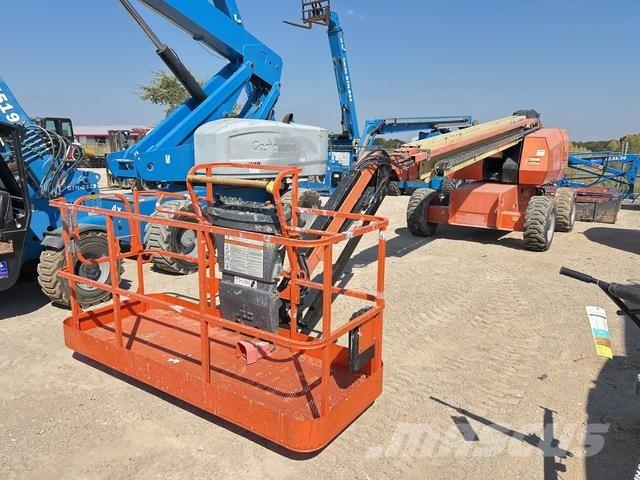JLG 660SJ Teleskop bomliftar