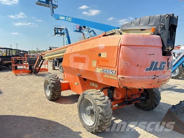 JLG 660SJ Teleskop bomliftar