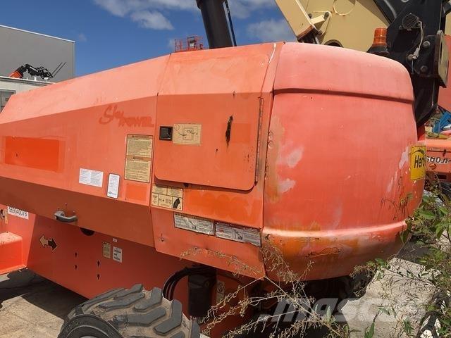 JLG 660SJ Teleskop bomliftar