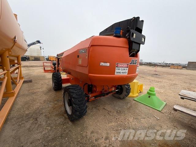 JLG 660SJ Teleskop bomliftar