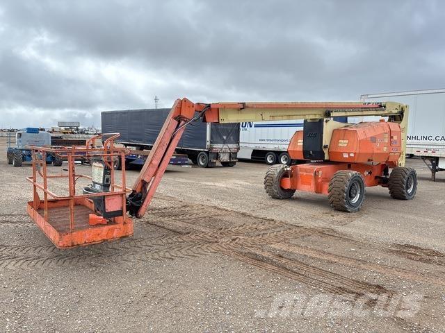 JLG 800 AJ Bomliftar