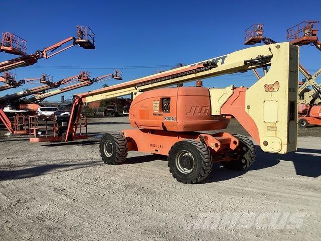 JLG 800 AJ Bomliftar