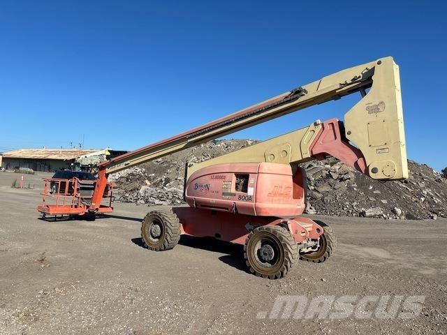 JLG 800A Bomliftar