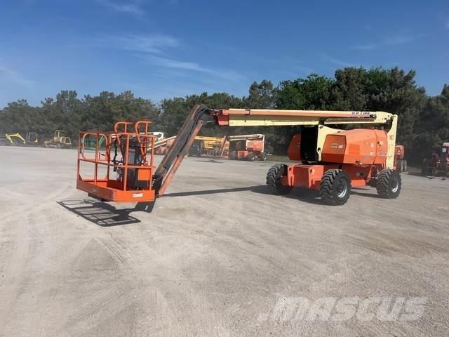 JLG 800AJ Teleskop bomliftar