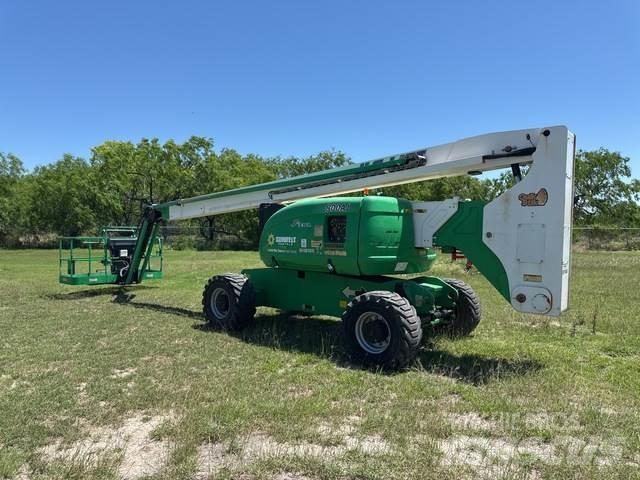 JLG 800AJ Bomliftar